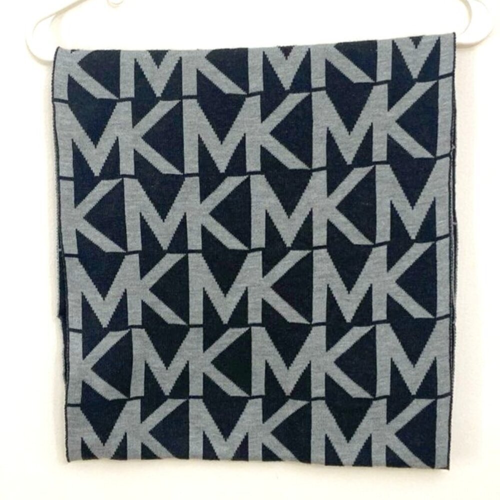Michael Kors Infinity Scarf Logo Black Gray‎ Neutral Neck Warmer Cozy